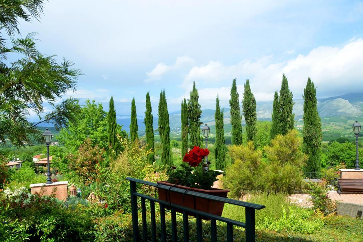 Bosco D'Olmi Country House Bed and Breakfast Sant'Andrea del Garigliano Exterior foto