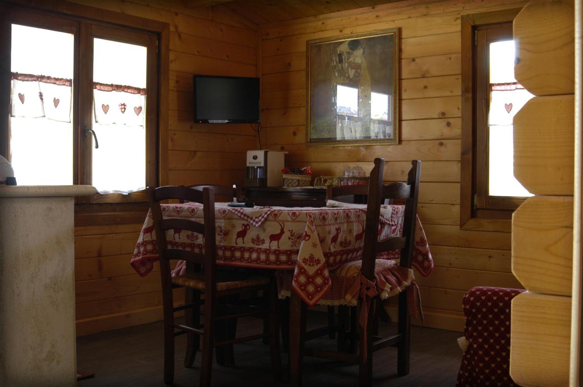 Bosco D'Olmi Country House Sant'Andrea del Garigliano Exterior foto