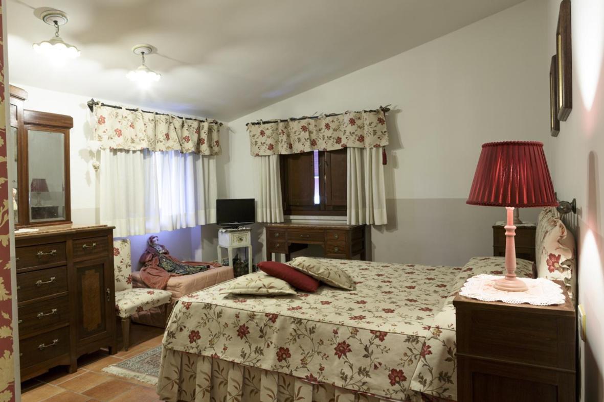 Bosco D'Olmi Country House Sant'Andrea del Garigliano Exterior foto